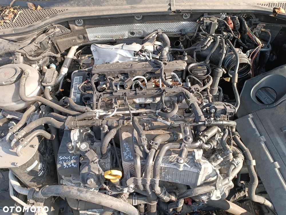 Passat b8 silnik 1.6 TDI ozn.DCX Silnik kompletny - 1