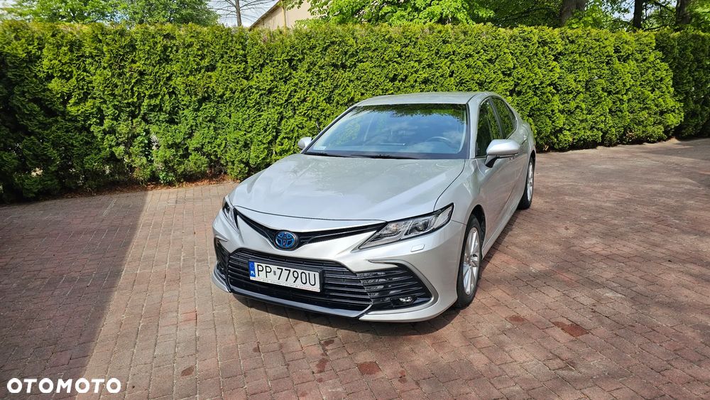 Toyota Camry 2.5 Hybrid Comfort CVT - 1