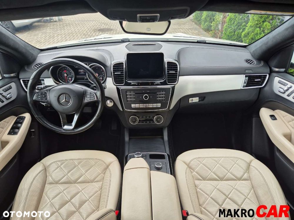 Mercedes-Benz GLE - 9