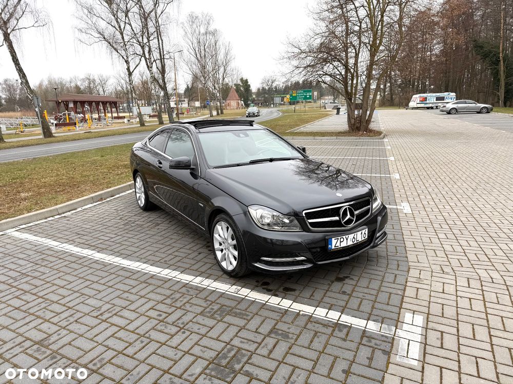 Mercedes-Benz Klasa C 250 (BlueEFFICIENCY) 7G-TRONIC - 8