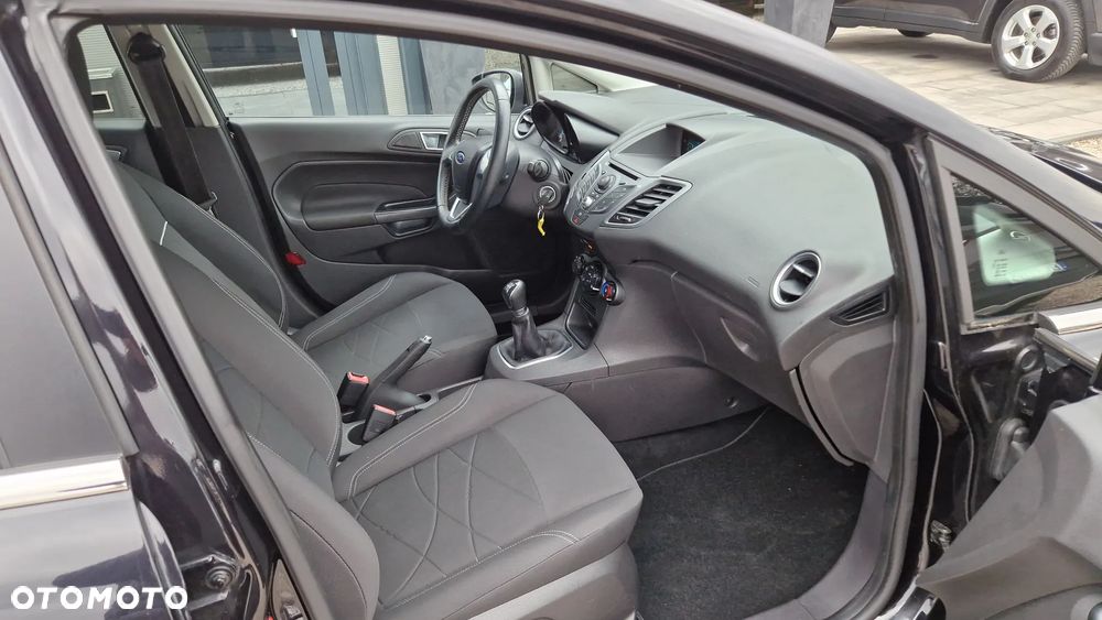 Ford Fiesta 1.5 TDCi Titanium - 10