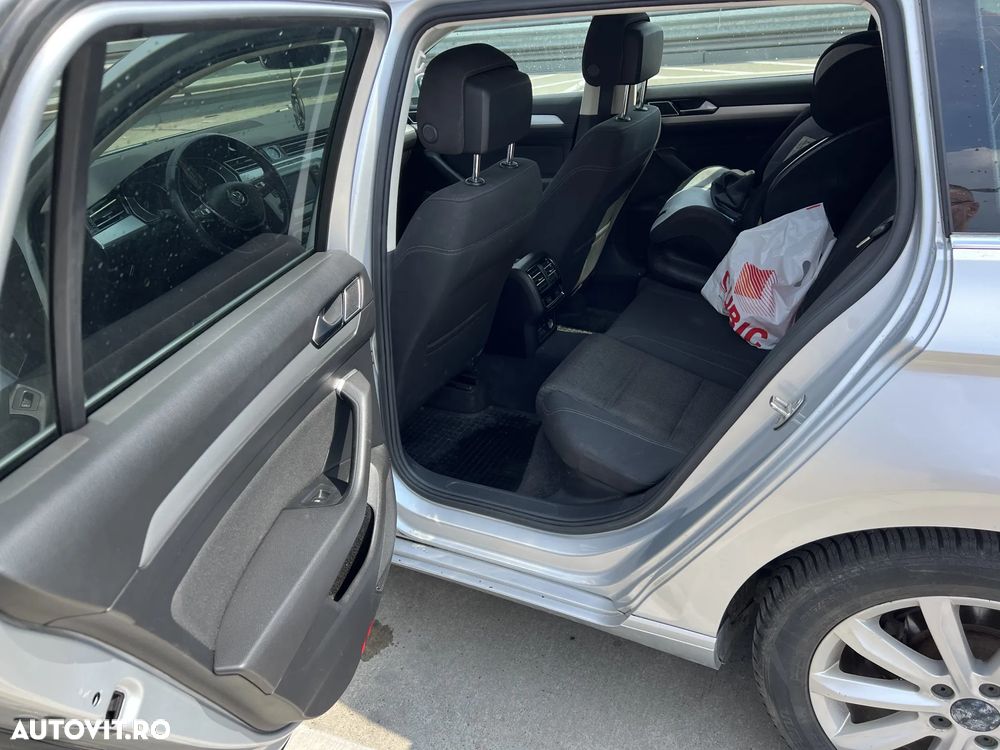 Volkswagen Passat 2.0 TDI DSG 4Motion Comfortline - 16