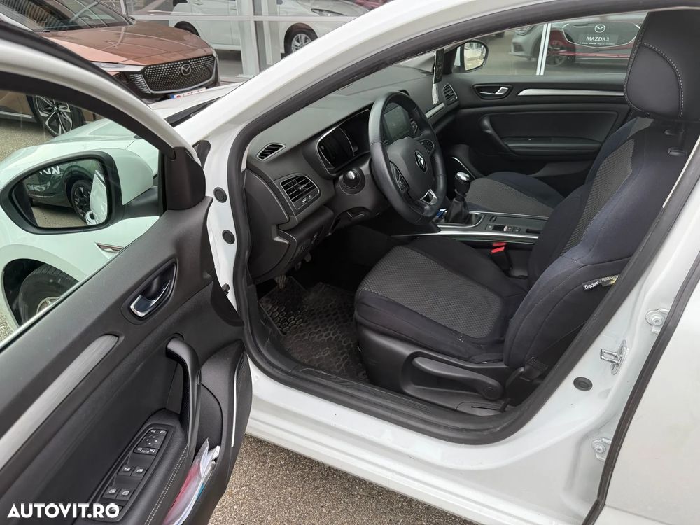 Renault Megane TCe GPF Intens - 9