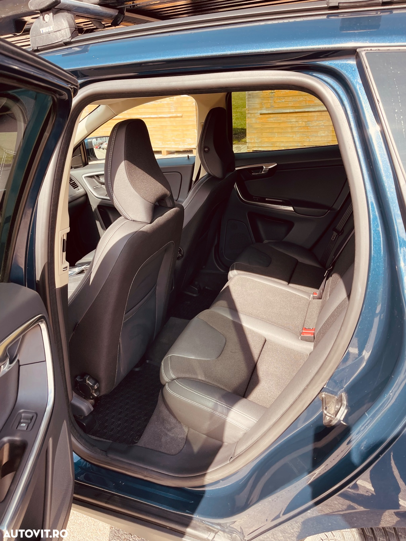 Volvo XC 60 D3 Aut. Momentum - 10
