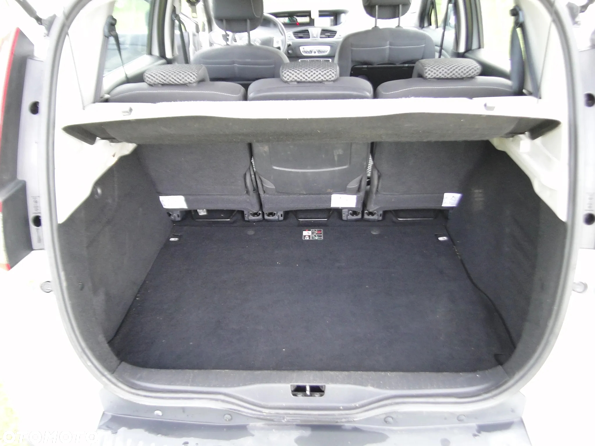 Renault Scenic 1.5dCi TomTom Edition - 13