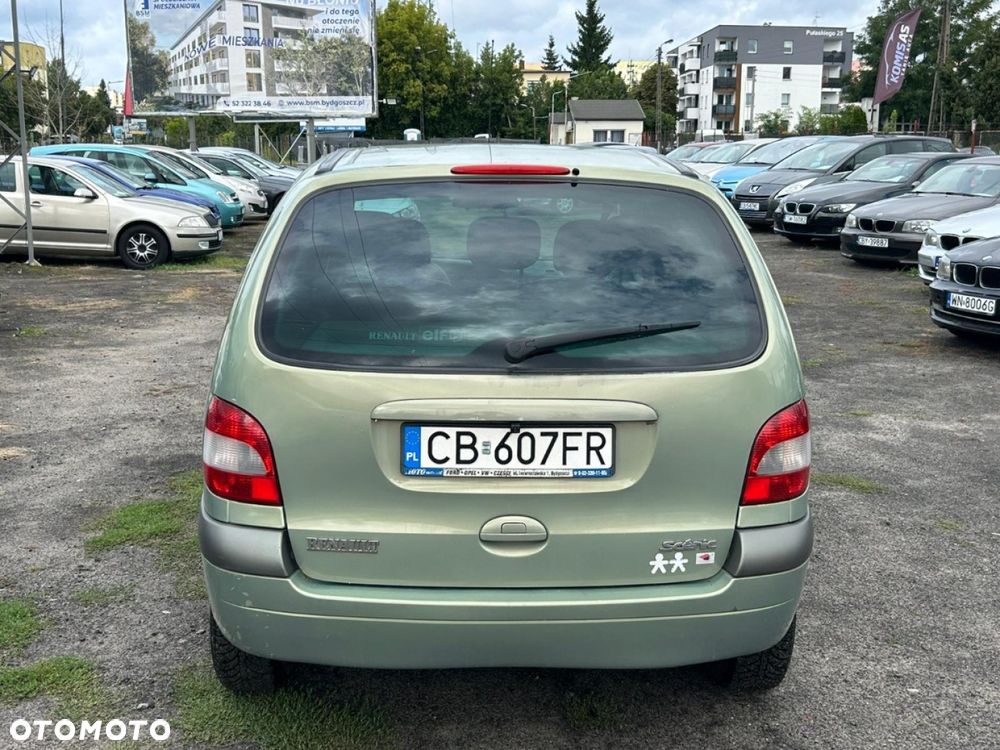 Renault Scenic - 1