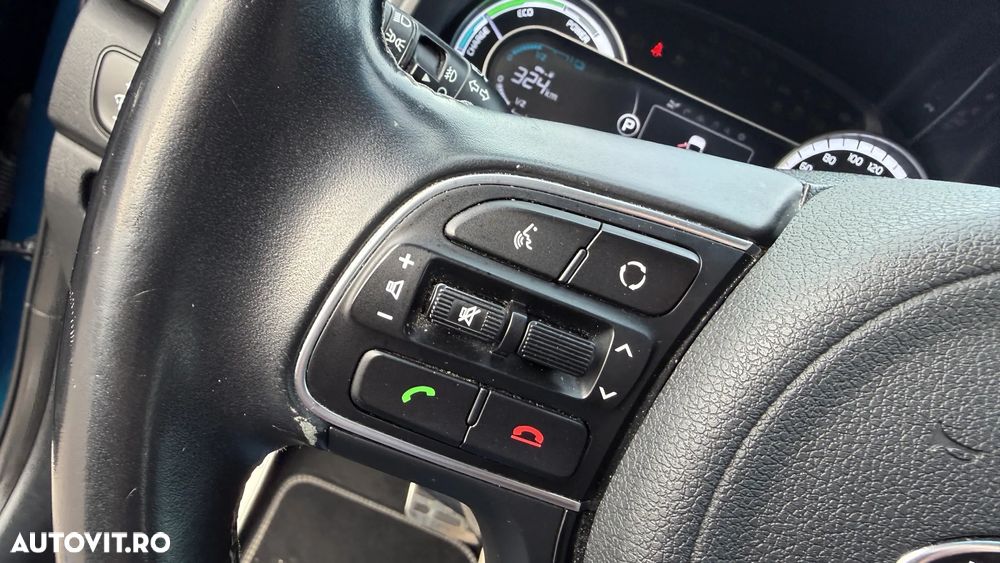 Kia Niro 1.6 GDI 2WD Aut. Vision - 13