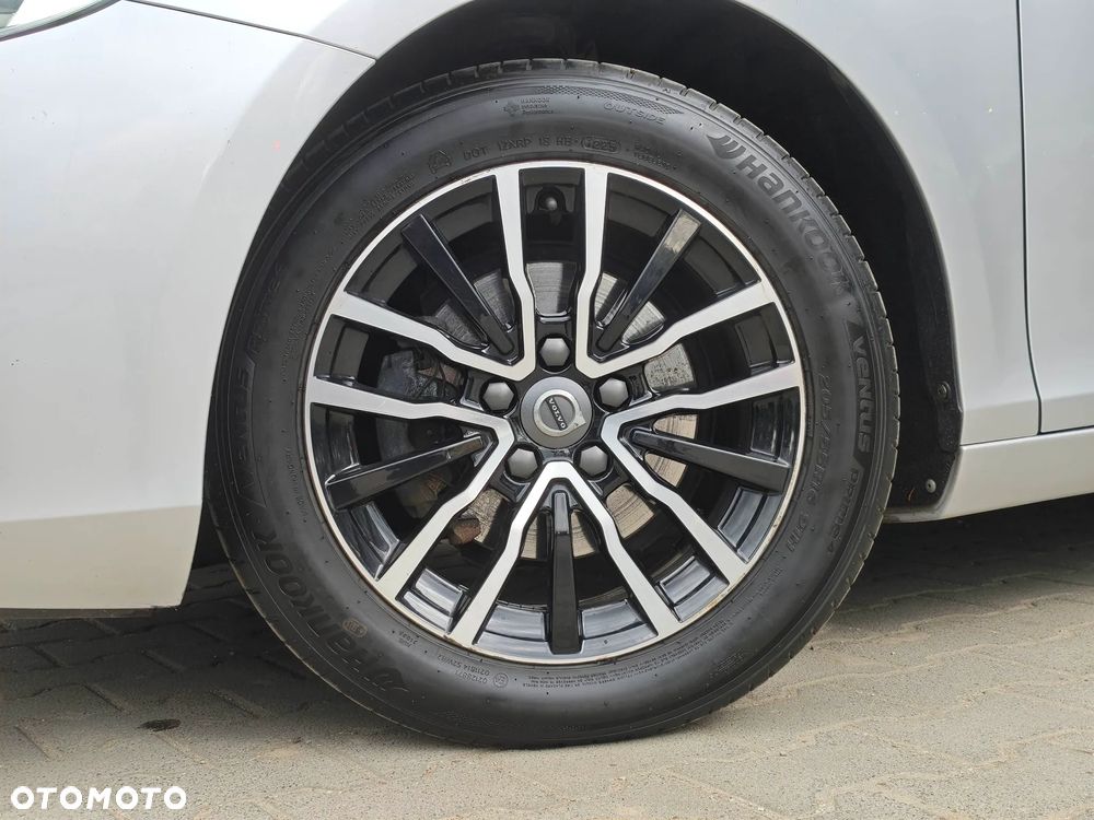 Volvo V40 D2 Drive-E Momentum - 19