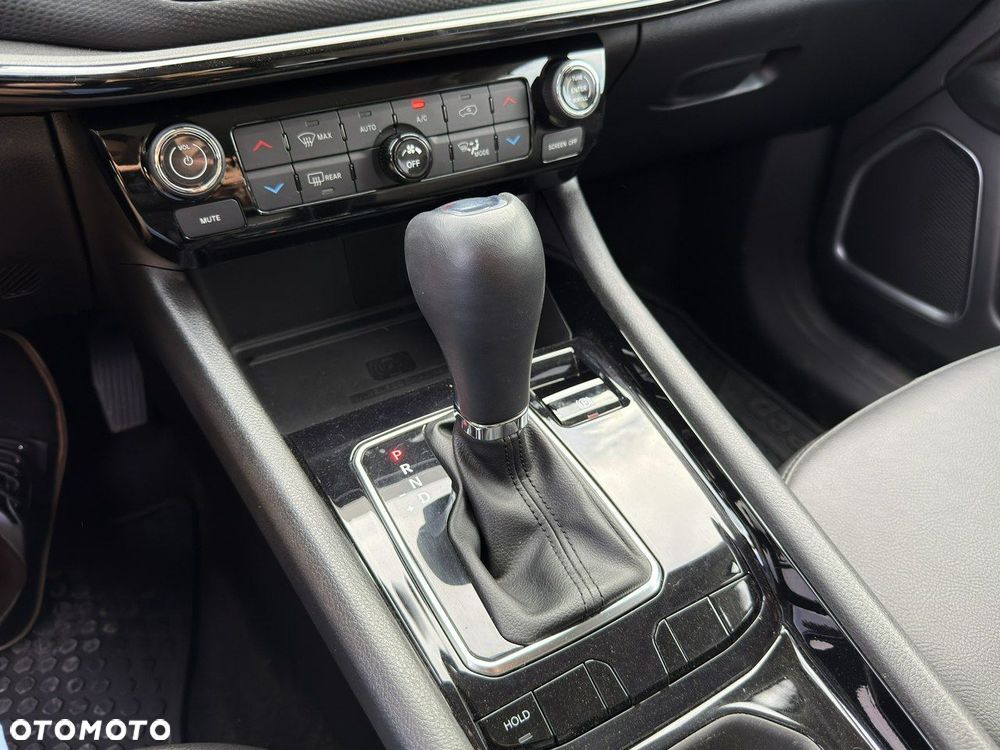 Jeep Compass - 30