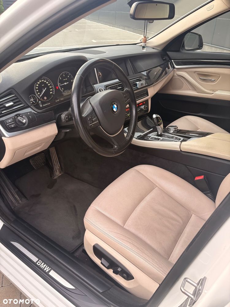 BMW Seria 5 520d - 15