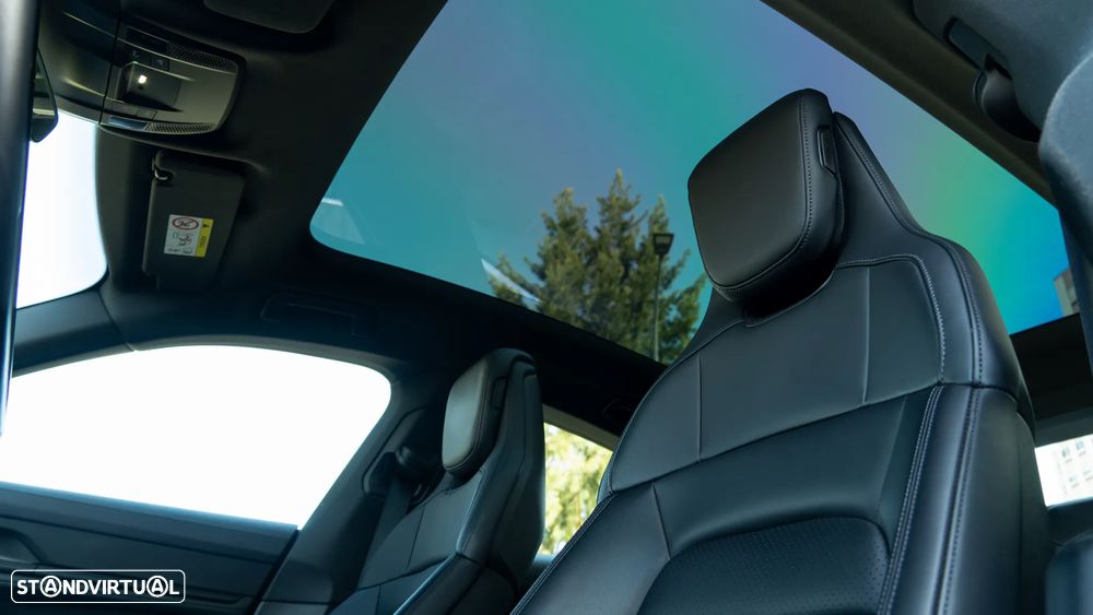 Porsche Taycan Standard - 25