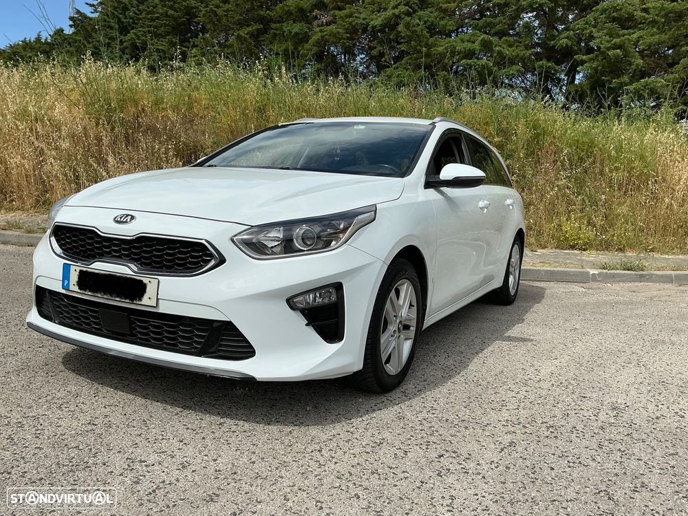 Kia Ceed SW 1.6 CRDi Eco-Dynamics+(48V Mild-Hybr.) DCT7 Platinum Edition - 7