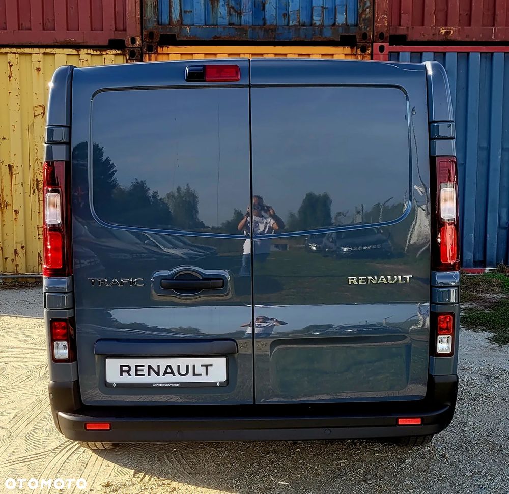 Renault Trafic - 15