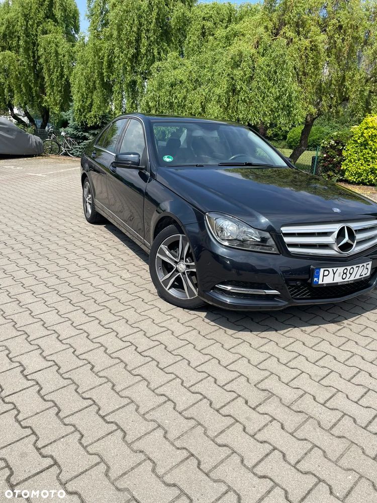 Mercedes-Benz Klasa C 200 CDI DPF (BlueEFFICIENCY) Elegance - 3