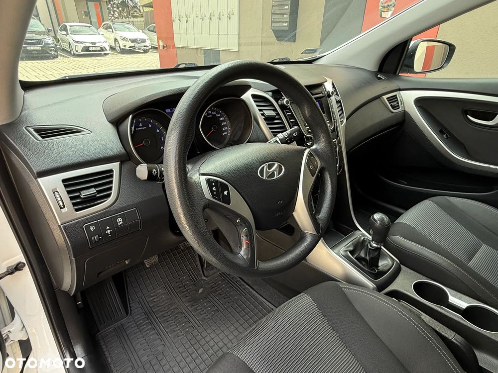 Hyundai i30 1.4 Comfort - 10