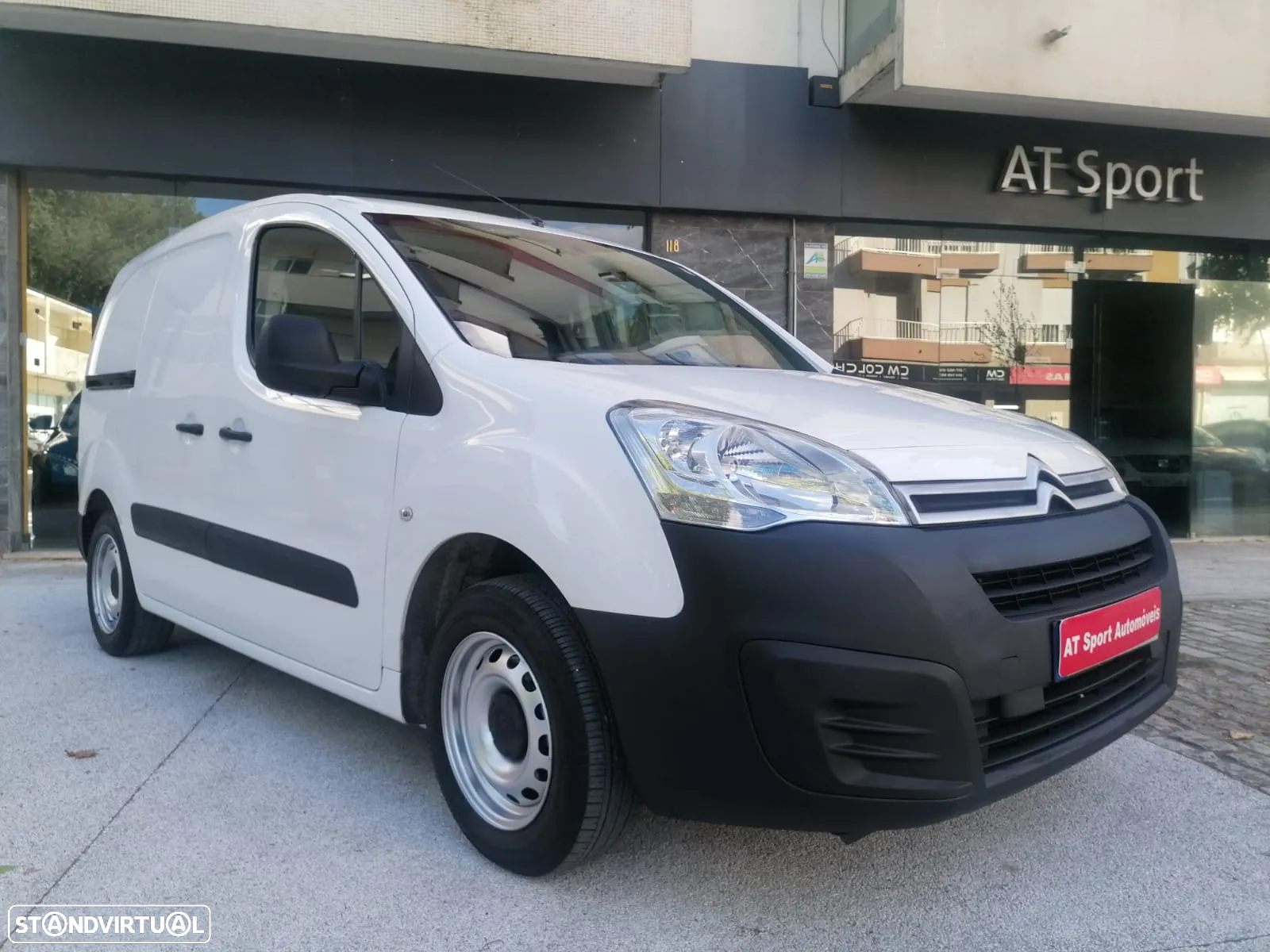 Citroën BERLINGO 1.6 HDI 100 CV 3 LUG - 11