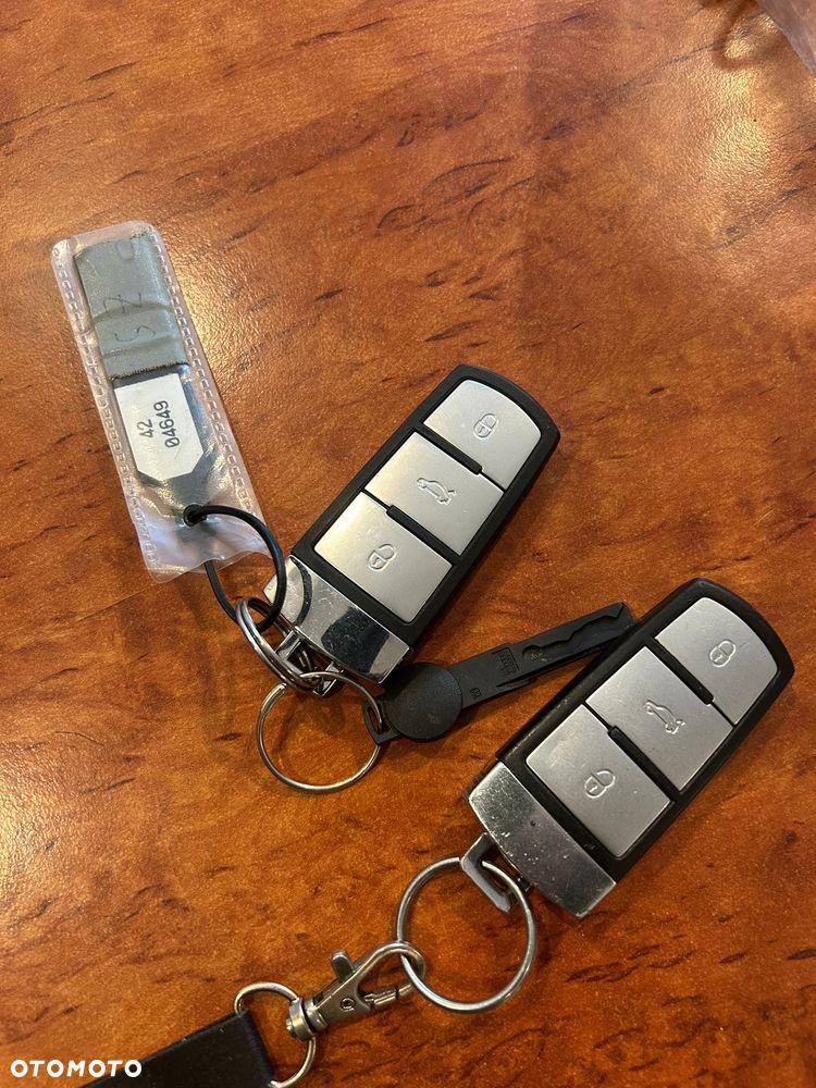 Volkswagen Passat 2.0 TDI Comfortline - 17