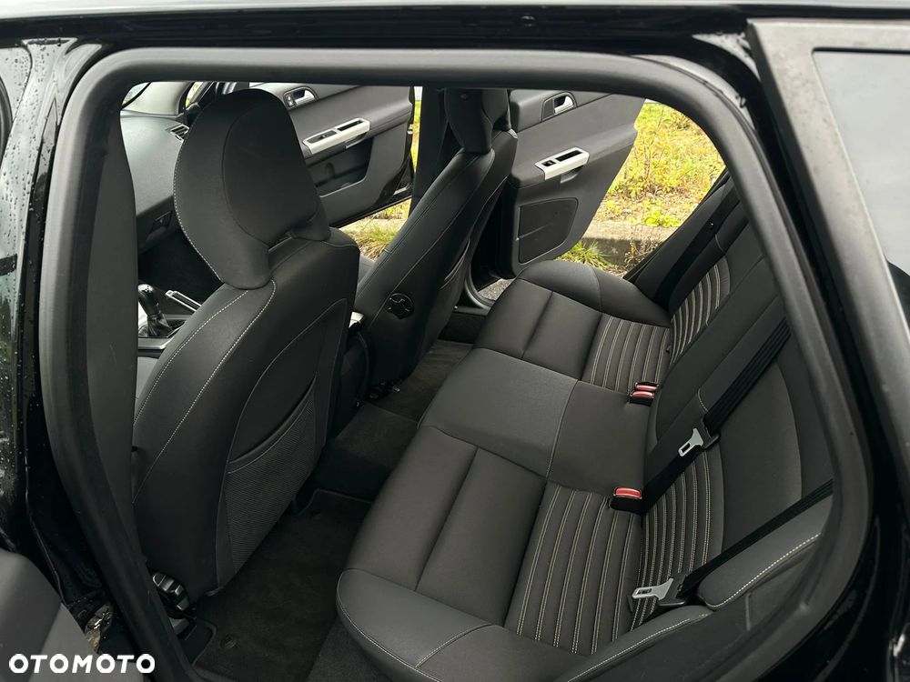 Volvo V50 1.6D - 18