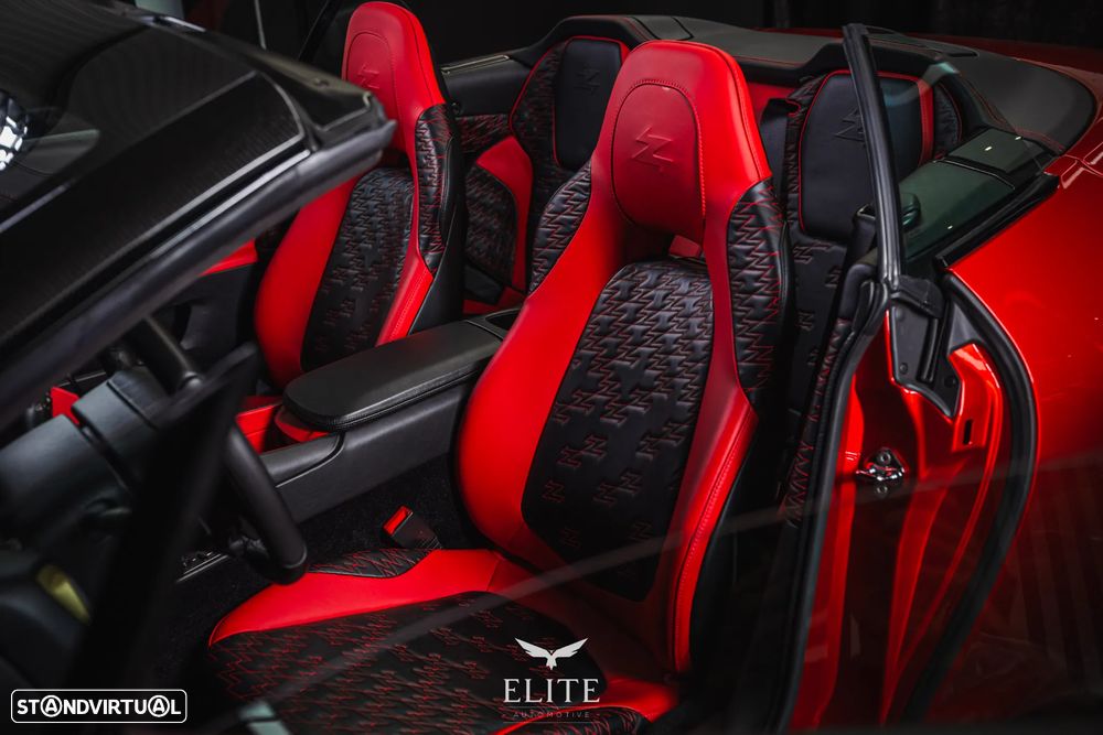 Aston Martin V12 Zagato Zagato - 18