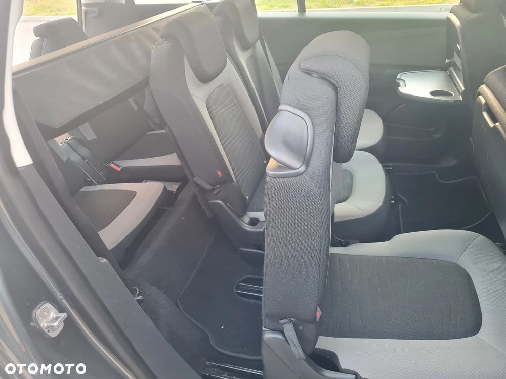 Citroën C4 Grand Picasso - 26