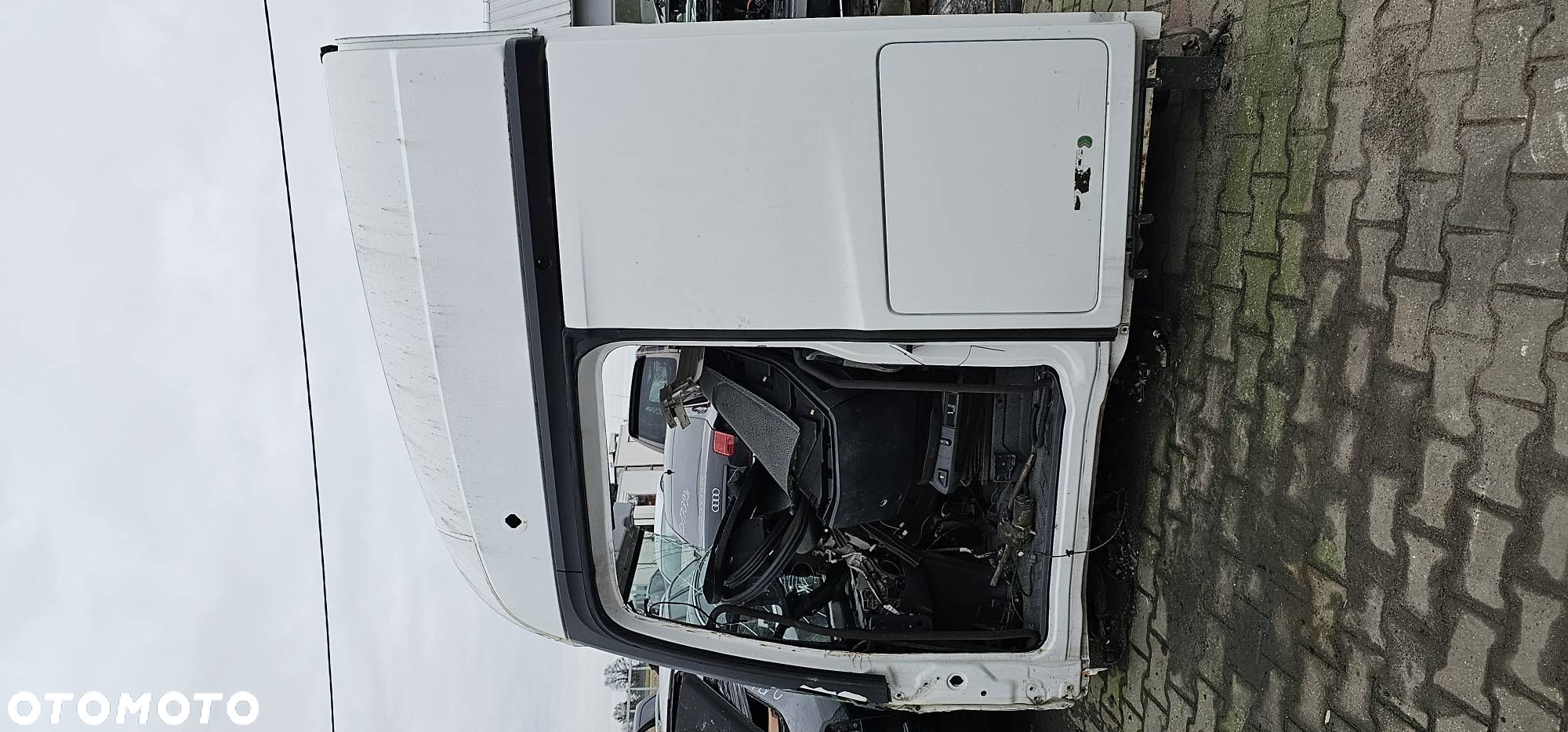 ĆWIARTKA BŁOTNIK LEWY TYŁ MERCEDES ACTROS 1824 - 5