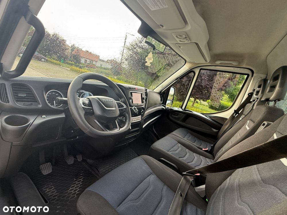 Iveco DAILY 35/50-180 3.0 HPI 180KM BLOKADA MOSTU! WYWROTKA 3-stronna ! 90 tyś km! HAK! Jak Nowy!! - 13