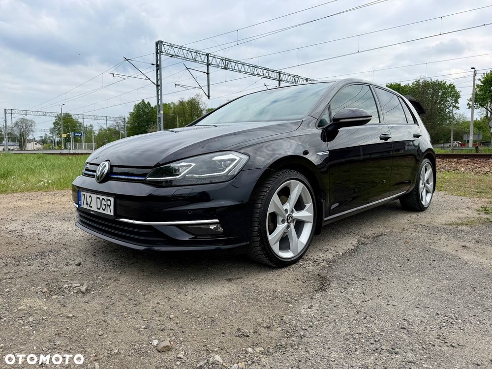 Volkswagen Golf - 4