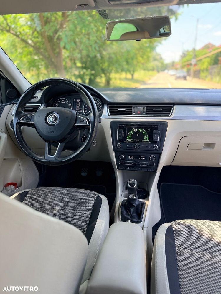 Skoda RAPID 1.2 TSI Ambition - 5