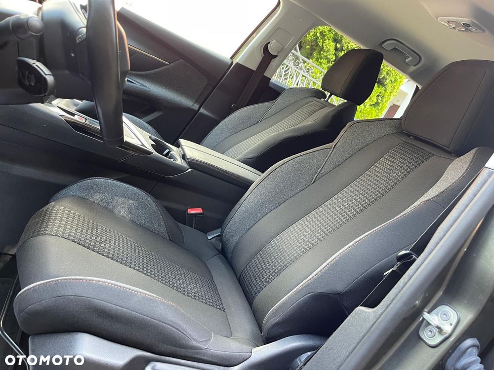 Peugeot 5008 BlueHDi 130 Active - 21