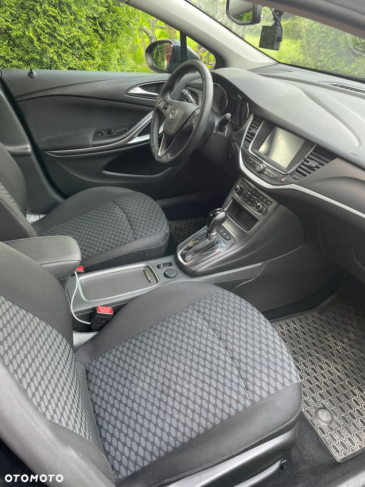 Opel Astra 1.4 T Enjoy S&S - 16
