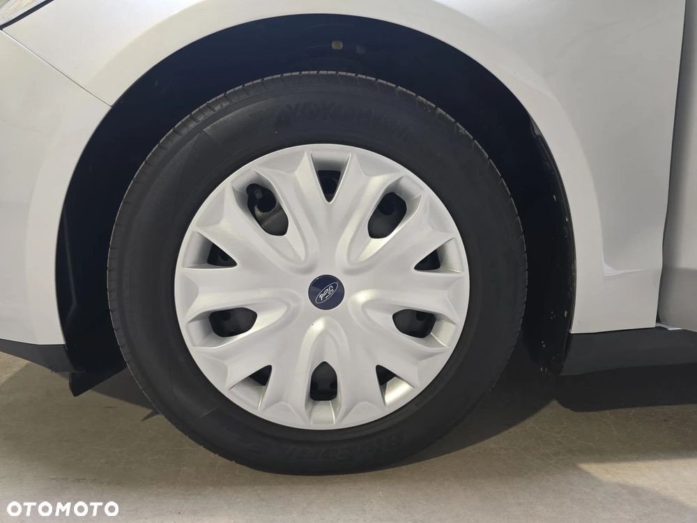 Ford Mondeo 1.5 EcoBoost Ambiente - 19