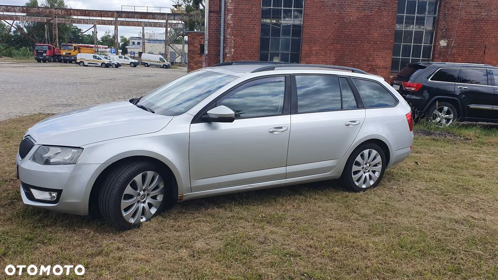 Skoda Octavia 1.6 TDI Ambition - 6
