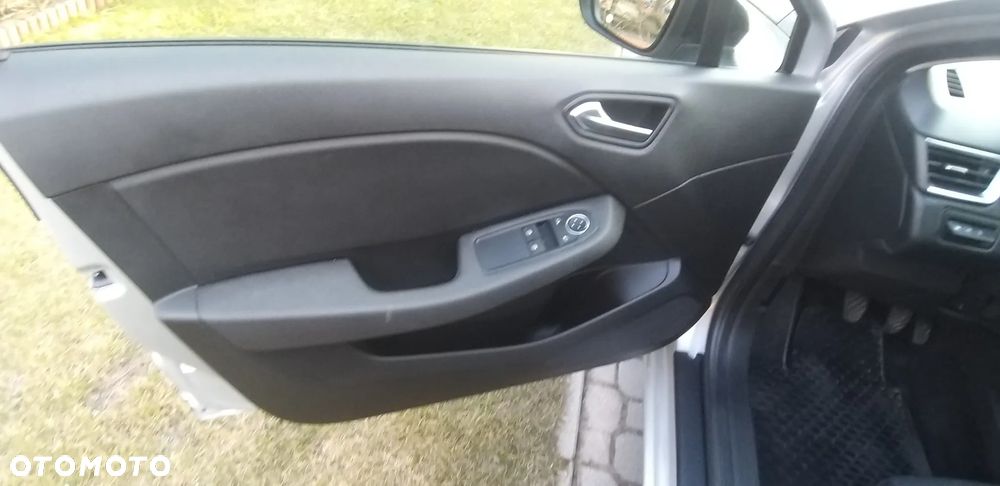 Renault Clio 1.0 TCe Evolution - 13