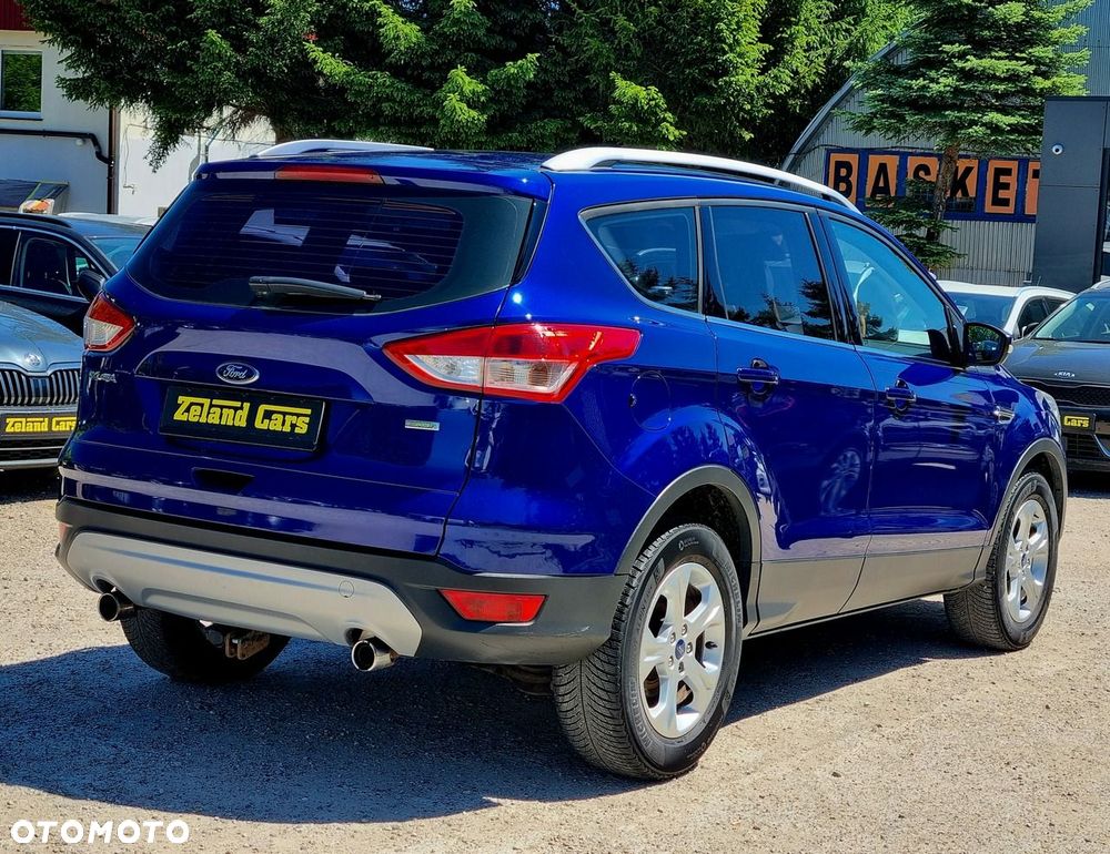 Ford Kuga 1.5 EcoBoost 2x4 Titanium - 5