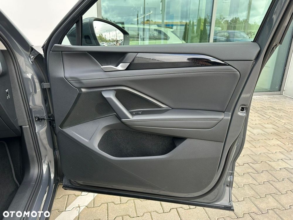 Volkswagen Tayron 2.0 TSI 4Mot Life Plus DSG - 20