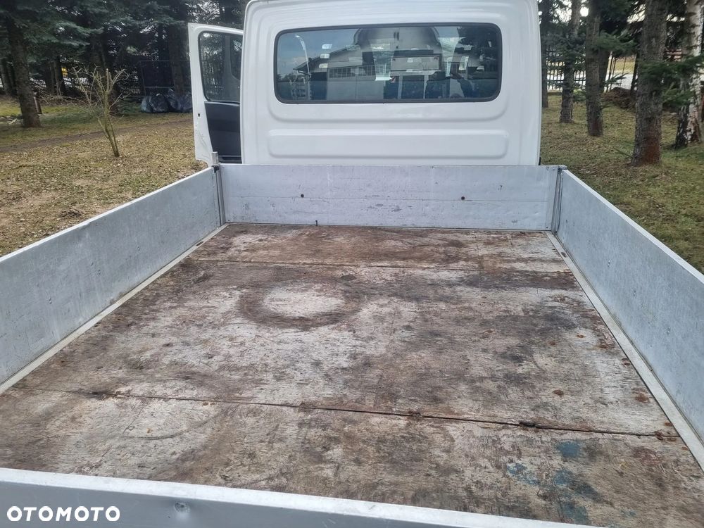 Iveco Daily Stan Bardzo dobry bliżniak Doka 7 osobowa - 21
