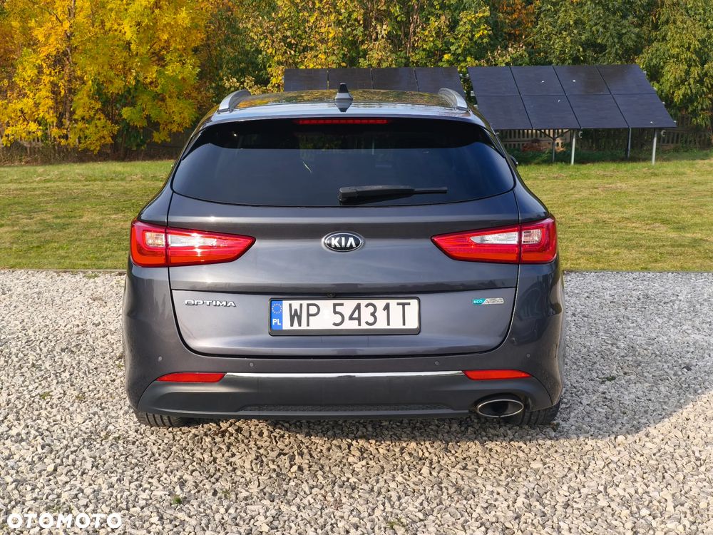 Kia Optima - 14