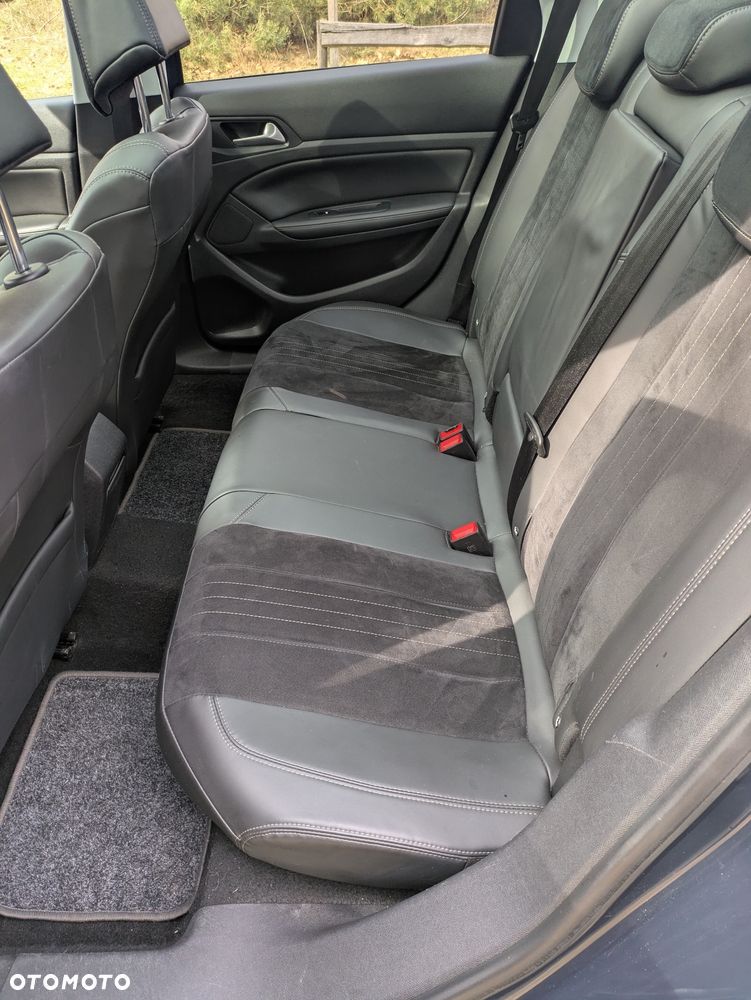 Peugeot 308 BlueHDi FAP 150 Stop&Start Automatik Allure - 27