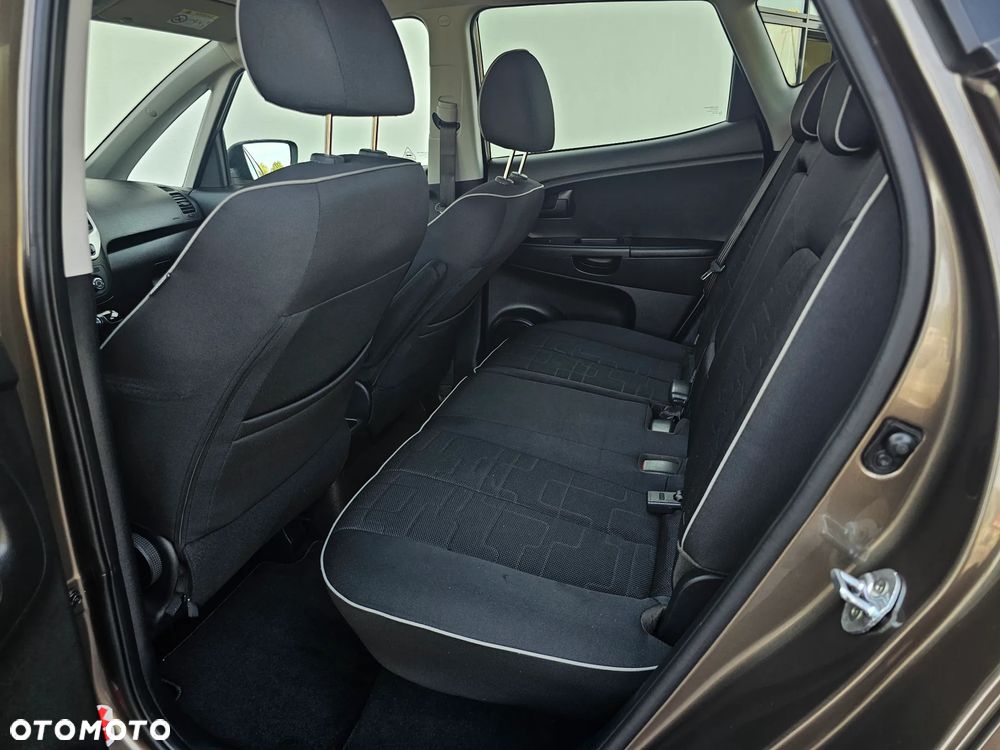 Kia Venga 1.6 CVVT Automatik Platinum Edition - 12