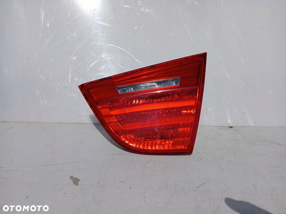LAMPA TYŁ TYLNA PRAWA BMW E90 LIFT LCI 7154156 SEDAN W KLAPĘ - 1
