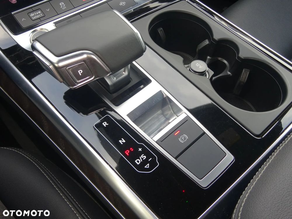 Audi Q8 SUV TFSI quattro 250 kW tiptronic S line business - 7