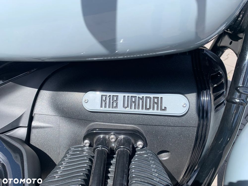 BMW R - 12