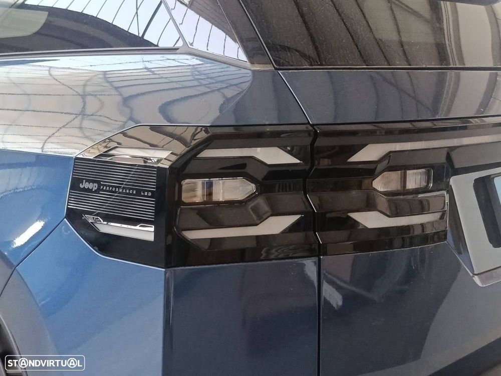 Jeep Compass 1.2 e-Hybrid Summit DCT6 - 26