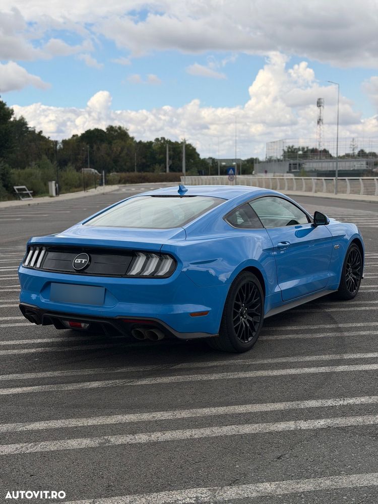 Ford Mustang 5.0 V8 GT - 5