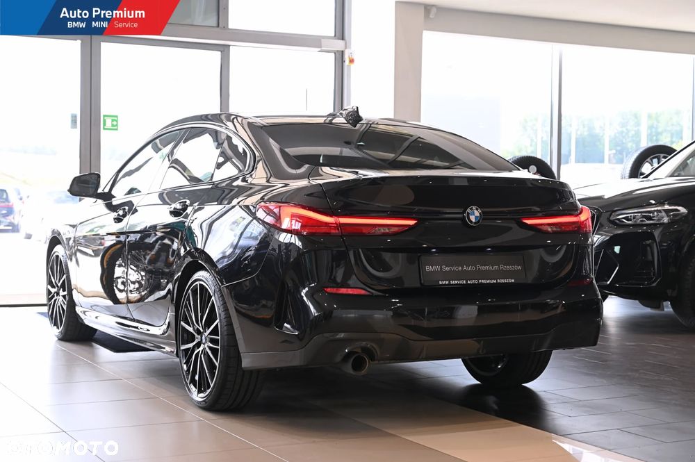 BMW Seria 2 218i - 22