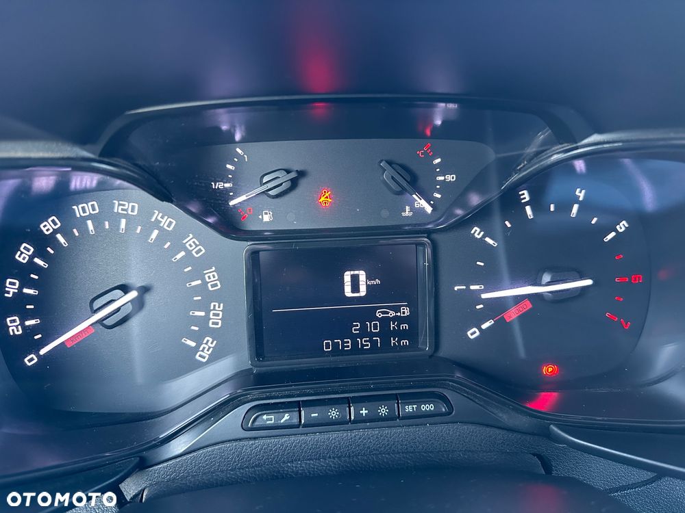 Toyota Proace City 1.5 D-4D  2,3t Active - 15