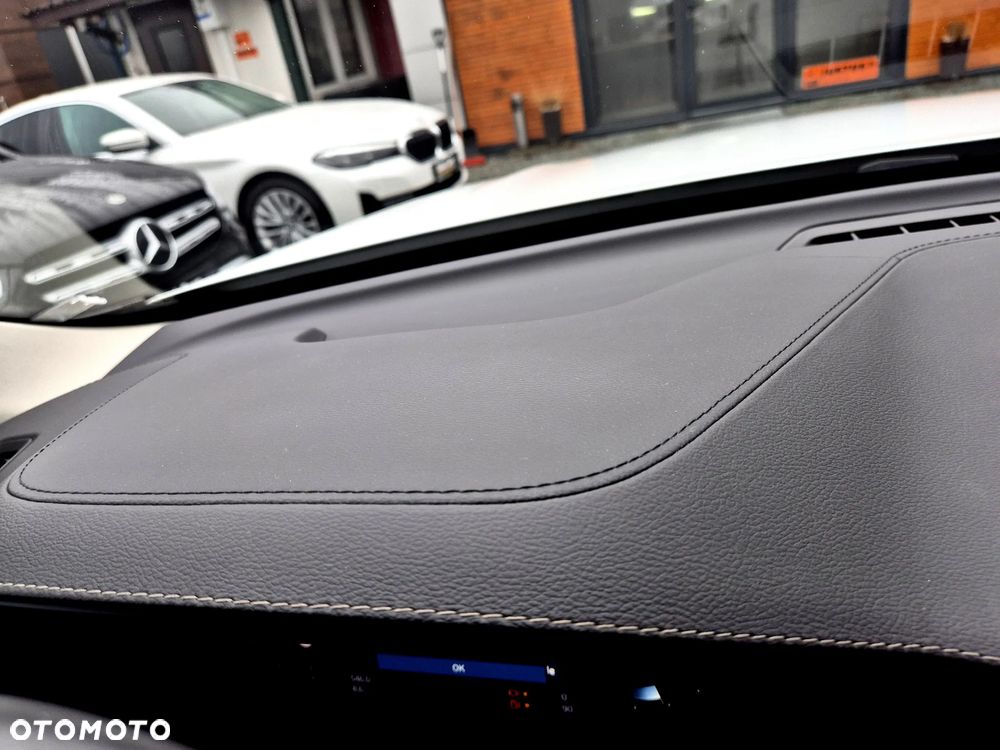 Volvo XC 60 T6 Plug-In Hybrid AWD Inscription - 18