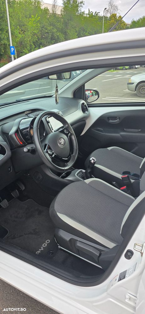 Toyota Aygo 1.0 VVY-I 5 usi X-connect - 8