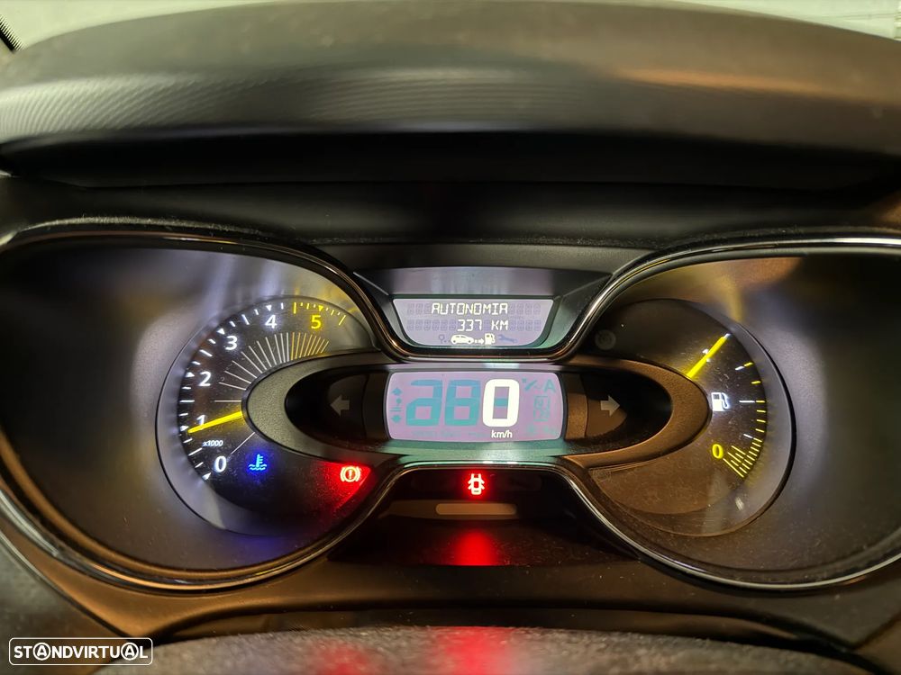 Renault Captur dCi 90 COLLECTION - 16