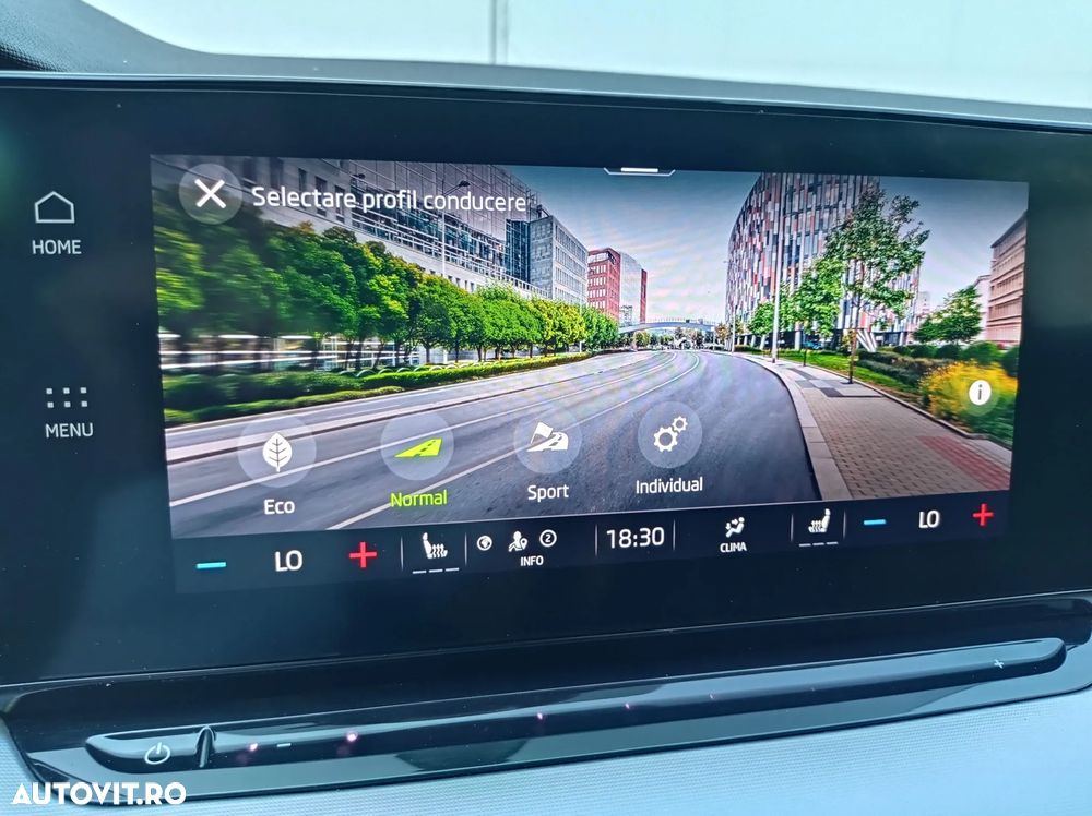 Skoda Octavia 2.0 TDI DSG Style - 35